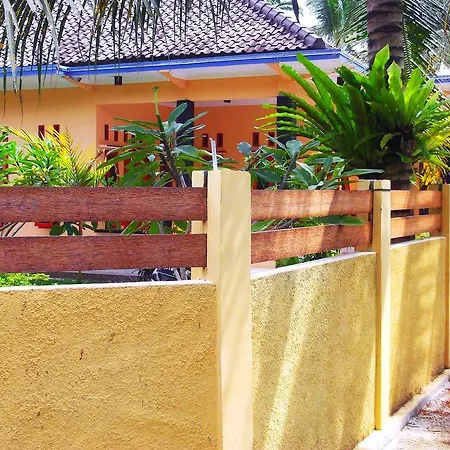 Ragha Homestay Batukaras Exterior photo