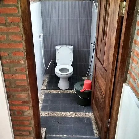Ragha Homestay Batukaras Exterior photo